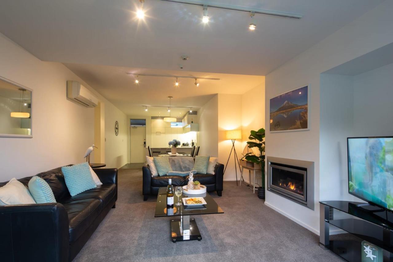 Bowen18 Lake Views Gas Fire Bbq Queenstown Exterior foto